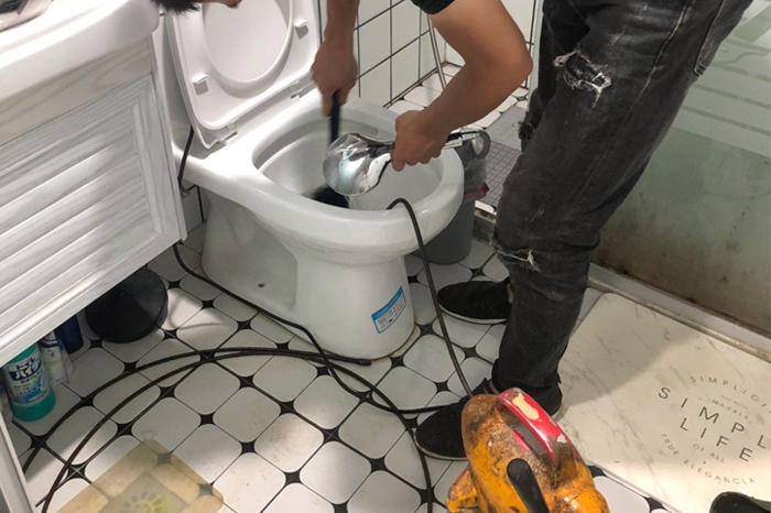 台州马桶经常堵塞竟是因为它们,别因方便惹来大麻烦